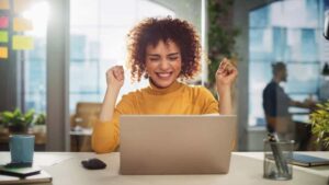 From Side Hustle to Main Hustle:...