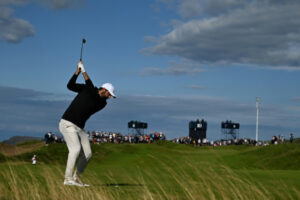 Dominant Scheffler Stretches Four Shots Clear...